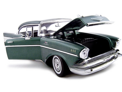 1957 Chevrolet Bel Air Hard Top Green 1/18 Diecast Model Car by Motormax
