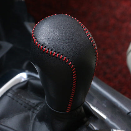 Color: Black red - Fashionable Mazda 3 Enxie Handbrake Cover