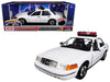 2001 Ford Crown Victoria Police Car Plain White with Flashing Light Bar and Front and Rear Lights and Sounds 1/18 Diecast Model Car by Motormax
